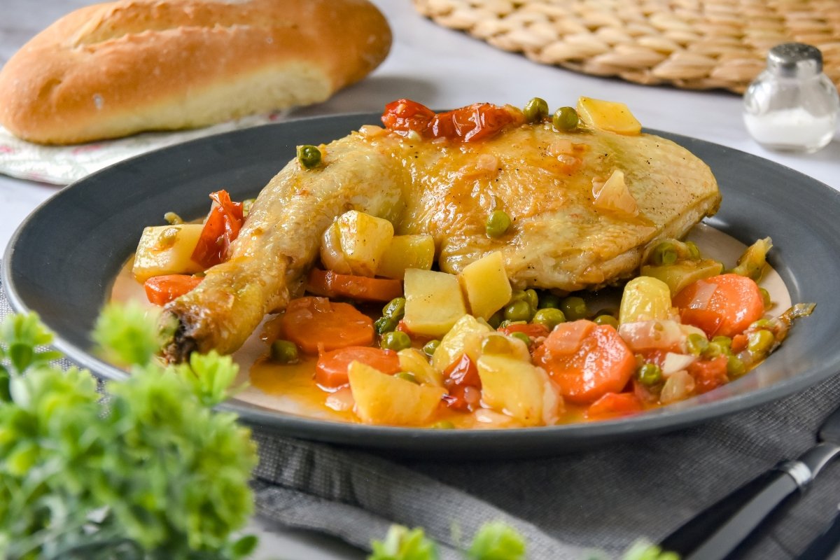 Lunes 4 - Pollo a la jardinera