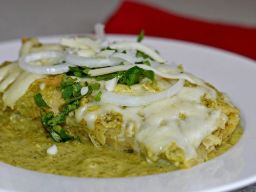 Martes 22 - Enchiladas verdes